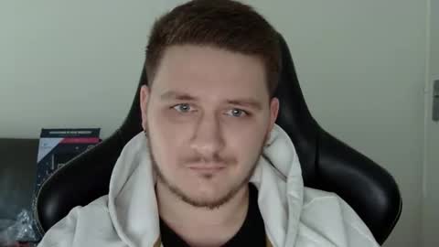 dervechi online show from 12/17/25, 01:17