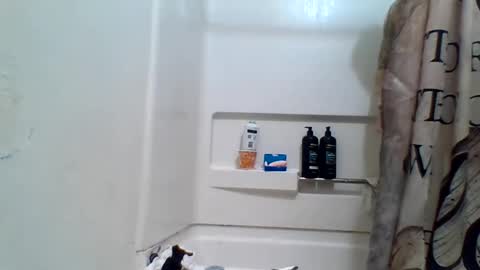 Snapshot of deseooscar420 chatting on 02/09/26, 12:42 deseooscar420 online show from 02/09/26, 12:42