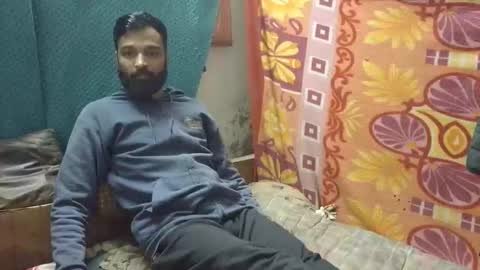 desi_boy799417 online show from 12/23/25, 05:49