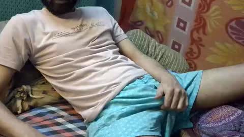 desi_boy799417 online show from 04/04/26, 07:28