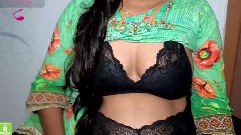 Eva and Adam online show from 09/29/25, 10:25