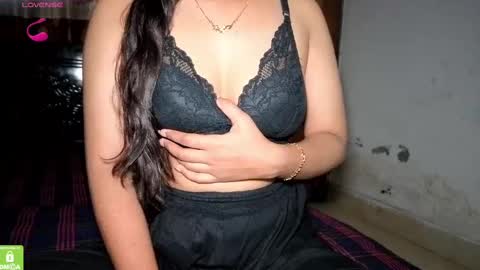 Eva and Adam online show from 10/06/25, 05:54