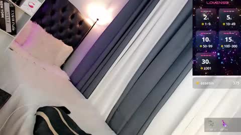 Snapshot of desirable_rica chatting on 01/30/25, 01:42 desirable_rica online show from 01/30/25, 01:42