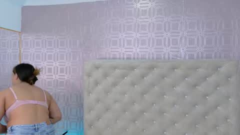 Snapshot of desire_sara chatting on 09/13/25, 12:16 Sara Desire online show from 09/13/25, 12:16