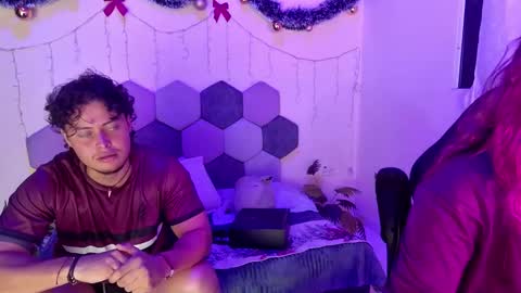 TORI AND MR. BEAR online show from 12/01/25, 06:24