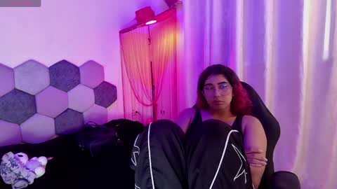 TORI AND MR. BEAR online show from 04/14/26, 06:58