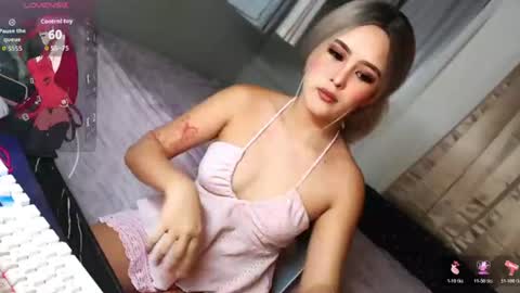 desireedreams_ online show from 08/05/26, 03:37