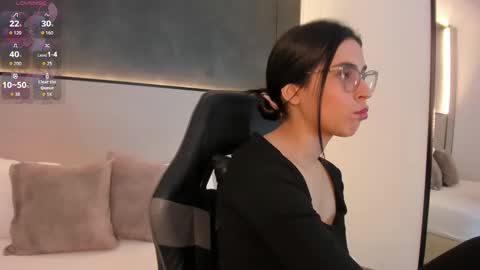 desire online show from 12/05/25, 07:21