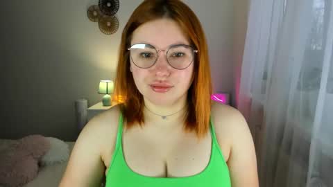 Snapshot of desirelayla chatting on 02/10/25, 07:15 LAYLA online show from 02/10/25, 07:15