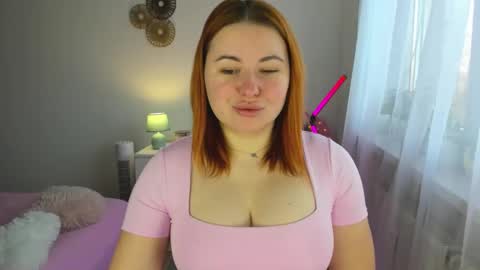 Snapshot of desirelayla chatting on 03/07/25, 07:30 LAYLA online show from 03/07/25, 07:30