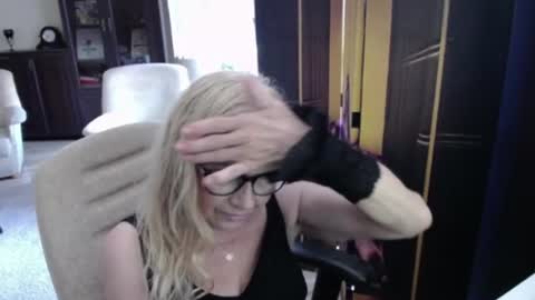 Snapshot of desiresofia chatting on 06/26/26, 06:40 S O F I A online show from 06/26/26, 06:40