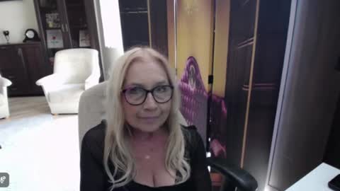 Snapshot of desiresofia chatting on 07/13/26, 01:36 S O F I A online show from 07/13/26, 01:36