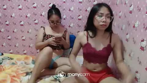 Snapshot of desiring4u chatting on 05/10/26, 10:42 Lovie online show from 05/10/26, 10:42
