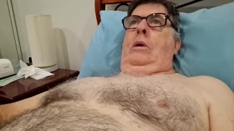 Desmon1958 online show from 04/03/26, 08:29