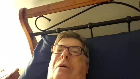 Desmon1958 online show from 04/05/26, 06:27