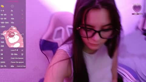 destinya_ online show from 05/24/26, 11:15