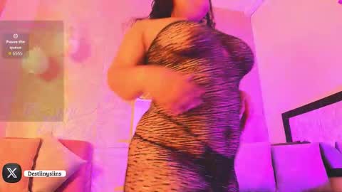 Snapshot of destinysins chatting on 11/20/25, 12:16 Destinysins online show from 11/20/25, 12:16