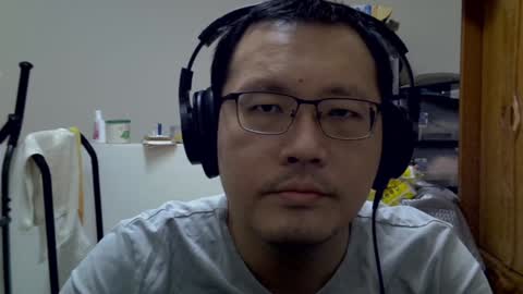 Snapshot of destroy1984 chatting on 01/01/25, 05:22 Destroy November 1984 online show from 01/01/25, 05:22