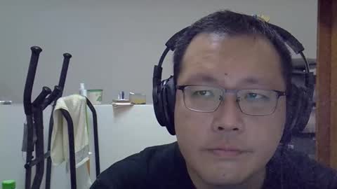 Snapshot of destroy1984 chatting on 10/04/25, 04:27 Destroy November 1984 online show from 10/04/25, 04:27