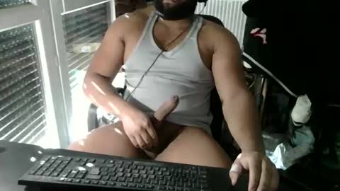 Snapshot of destroyerbbc54 chatting on 11/20/25, 09:53 Destroyerbbc54 online show from 11/20/25, 09:53