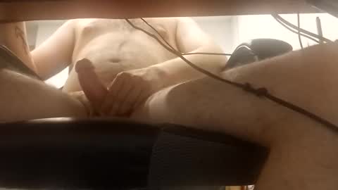 Snapshot of destroyingunit chatting on 11/27/25, 09:44 destroyingunit online show from 11/27/25, 09:44