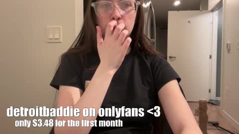 detroitbaddie online show from 02/25/25, 04:21