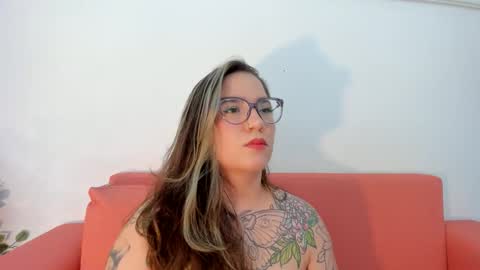 Snapshot of deva_blue chatting on 03/15/26, 04:18 Deva Blue online show from 03/15/26, 04:18