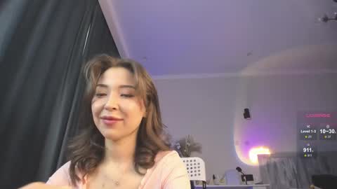 Snapshot of devaivy chatting on 09/18/25, 09:33 Deva online show from 09/18/25, 09:33