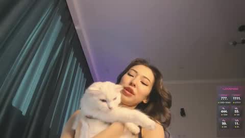 Snapshot of devaivy chatting on 09/24/25, 11:02 Deva online show from 09/24/25, 11:02