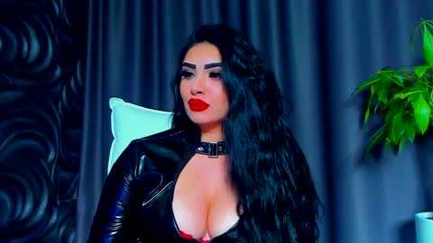 Snapshot of devashaqueen chatting on 01/31/25, 09:16 Devasha online show from 01/31/25, 09:16