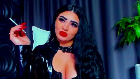 Snapshot of devashaqueen chatting on 02/01/25, 03:41 Devasha online show from 02/01/25, 03:41