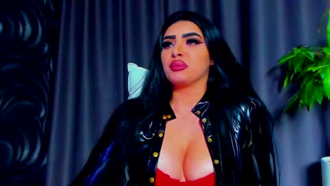 Snapshot of devashaqueen chatting on 02/02/25, 02:06 Devasha online show from 02/02/25, 02:06