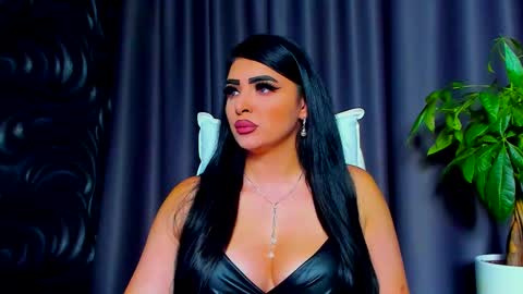 Snapshot of devashaqueen chatting on 02/16/25, 05:59 Devasha online show from 02/16/25, 05:59