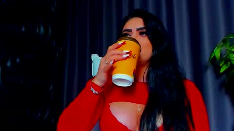 Snapshot of devashaqueen chatting on 02/20/25, 10:48 Devasha online show from 02/20/25, 10:48