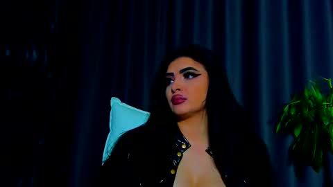 Snapshot of devashaqueen chatting on 03/05/25, 08:10 Devasha online show from 03/05/25, 08:10