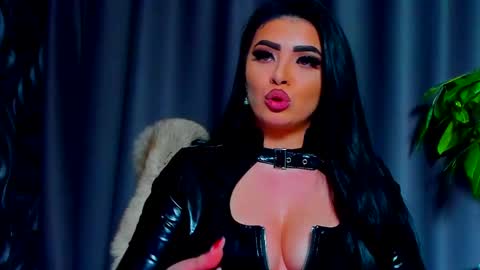 Snapshot of devashaqueen chatting on 03/08/25, 08:57 Devasha online show from 03/08/25, 08:57