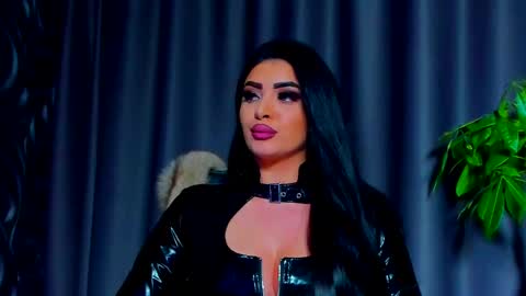 Snapshot of devashaqueen chatting on 03/09/25, 12:00 Devasha online show from 03/09/25, 12:00