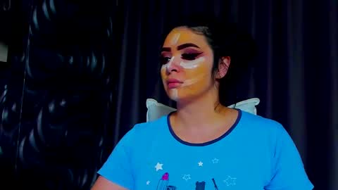 Snapshot of devashaqueen chatting on 03/12/25, 09:23 Devasha online show from 03/12/25, 09:23