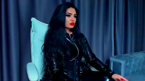 Snapshot of devashaqueen chatting on 09/10/25, 06:35 Devasha online show from 09/10/25, 06:35