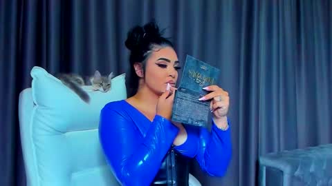 Snapshot of devashaqueen chatting on 09/22/25, 06:48 Devasha online show from 09/22/25, 06:48