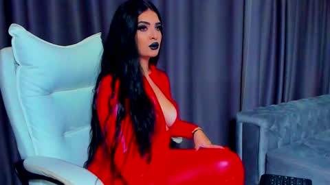 Snapshot of devashaqueen chatting on 10/14/25, 07:09 Devasha online show from 10/14/25, 07:09