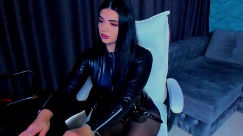 Snapshot of devashaqueen chatting on 01/09/26, 11:24 Devasha online show from 01/09/26, 11:24