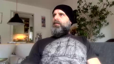 ooo  Devil Dark  ooo online show from 10/31/25, 08:59