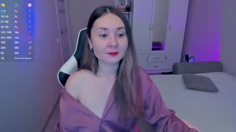 Snapshot of devil_mixie chatting on 11/29/25, 04:10 devil_mixie online show from 11/29/25, 04:10