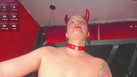 devil_taylorx online show from 03/10/25, 05:39