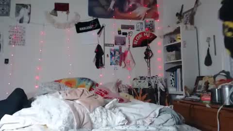 poutyangel online show from 12/08/24, 01:13