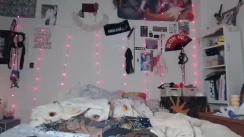 poutyangel online show from 01/27/25, 11:43