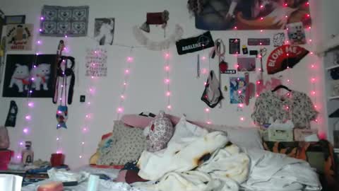 poutyangel online show from 02/23/25, 09:44