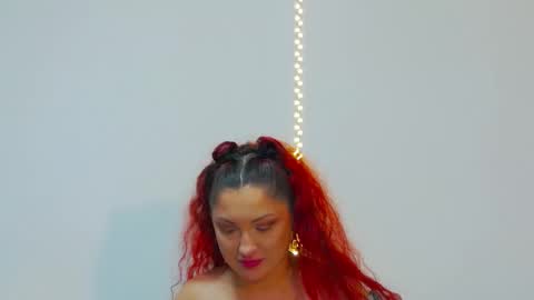 Snapshot of devilishpuss chatting on 02/11/25, 05:29 AlexaMills online show from 02/11/25, 05:29