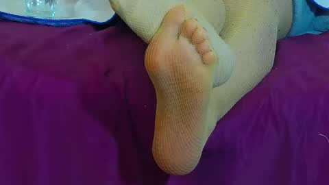 AlexaMills online show from 11/20/25, 02:01